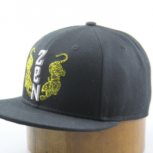 Men Sports Cap Custom Black Hip Hop Caps Gold Tiger Embroidery Snapback Hats